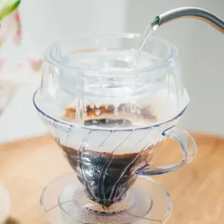 Hario V60 пуровер Drip-Assist PDA-02-T - купити кавоварку в Києві, ціна | RoastersHub