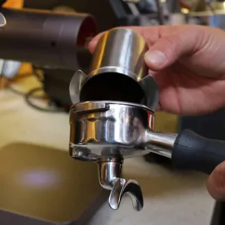 Rhino Dosing Cup дозуючий стакан – купити в Києві, ціна | RoastersHub